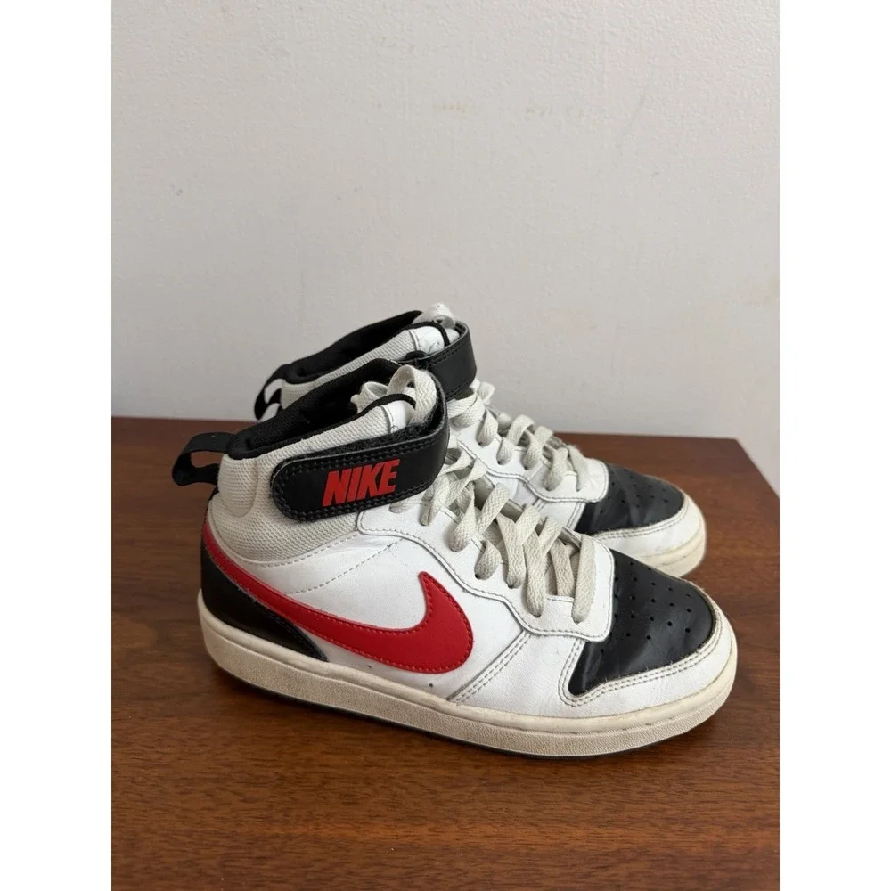 Nike white black